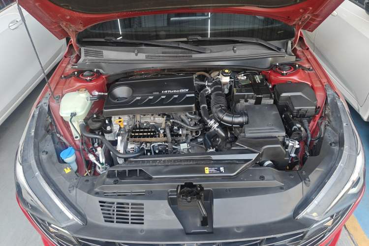 Used Hyundai Elantra 2021 240TGDi DCT TOP Flagship Edition Engine Bay