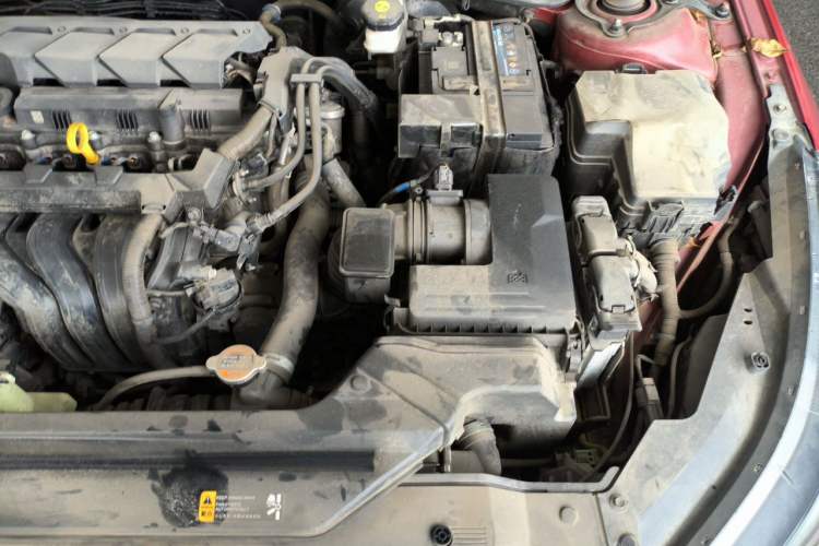 Used Hyundai Elantra 2021 1.5L CVT GLX Elite Edition Engine Bay Left