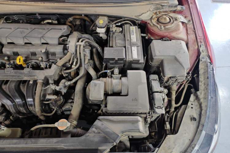 Used Hyundai Elantra 2021 1.5L CVT GLX Elite Edition Engine Bay Left