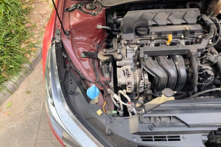 Used Hyundai Elantra 2021 1.5L CVT LUX Prestige Edition Engine Bay Right