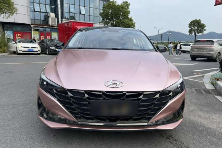 Used Hyundai Elantra 2021 1.5L CVT LUX Prestige Edition Exterior 1