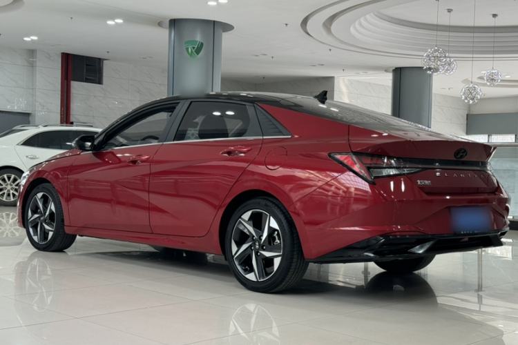 Used Hyundai Elantra 2021 1.5L CVT TOP Flagship Edition Exterior 2