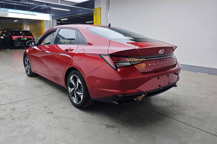 Used Hyundai Elantra 2021 1.5L CVT LUX Prestige Edition Exterior 3
