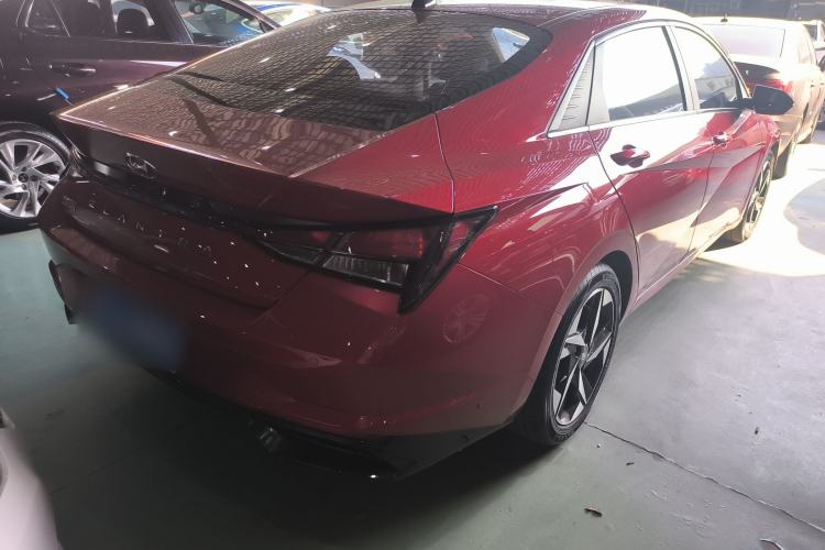 Used Hyundai Elantra 2021 1.5L CVT GLX Elite Edition Exterior 5