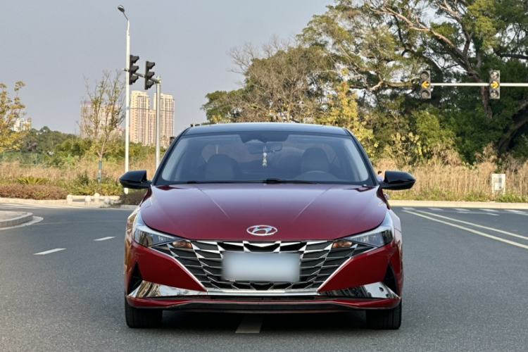 Used Hyundai Elantra 2021 1.5L CVT LUX Prestige Edition Exterior 6