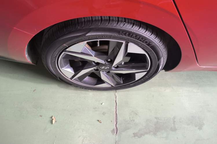 Used Hyundai Elantra 2021 1.5L CVT GLX Elite Edition Exterior 8