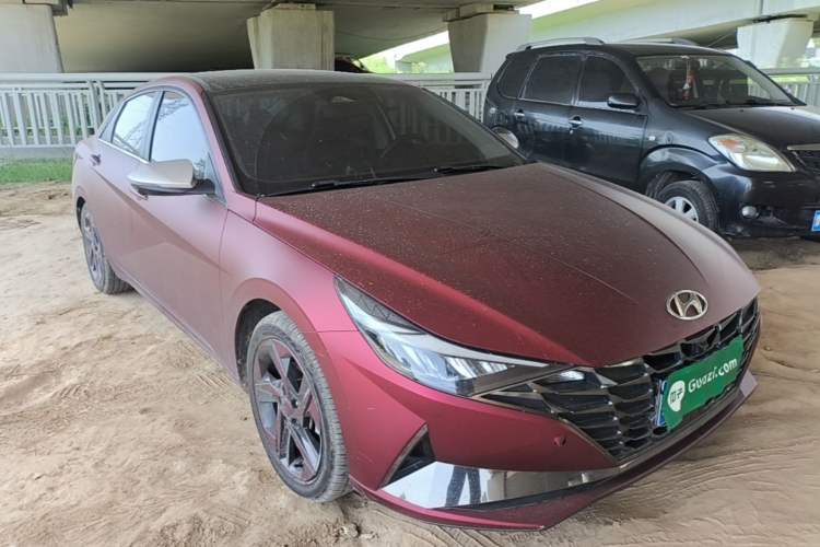 Used Hyundai Elantra 2021 1.5L CVT TOP Flagship Edition Front Right 45 Deg