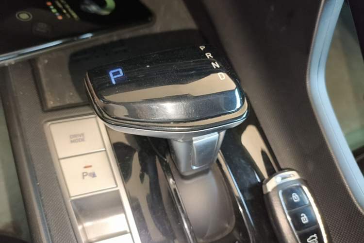 Used Hyundai Elantra 2021 1.5L CVT TOP Flagship Edition Gear Lever