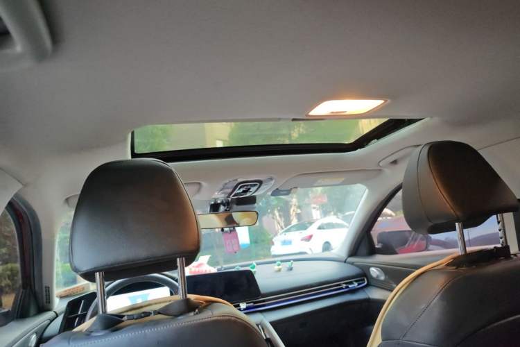 Used Hyundai Elantra 2021 1.5L CVT TOP Flagship Edition Headliner
