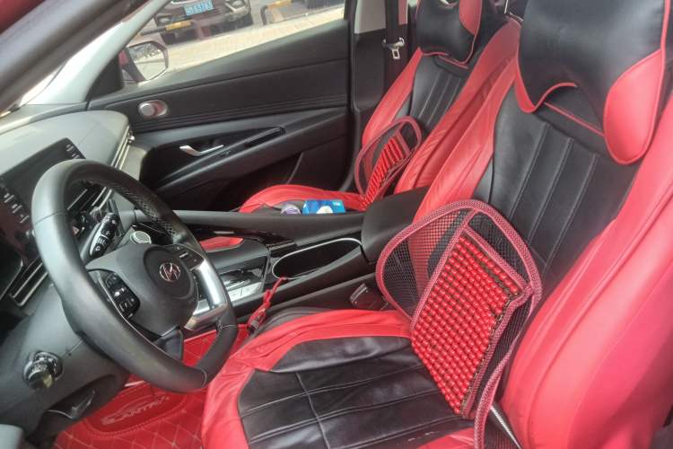 Used Hyundai Elantra 2021 1.5L CVT GLX Elite Edition Left Front Seat