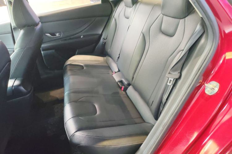 Used Hyundai Elantra 2021 1.5L CVT LUX Prestige Edition Left Rear Seat