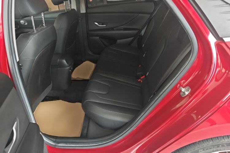 Used Hyundai Elantra 2021 1.5L CVT LUX Prestige Edition Left Rear Seat