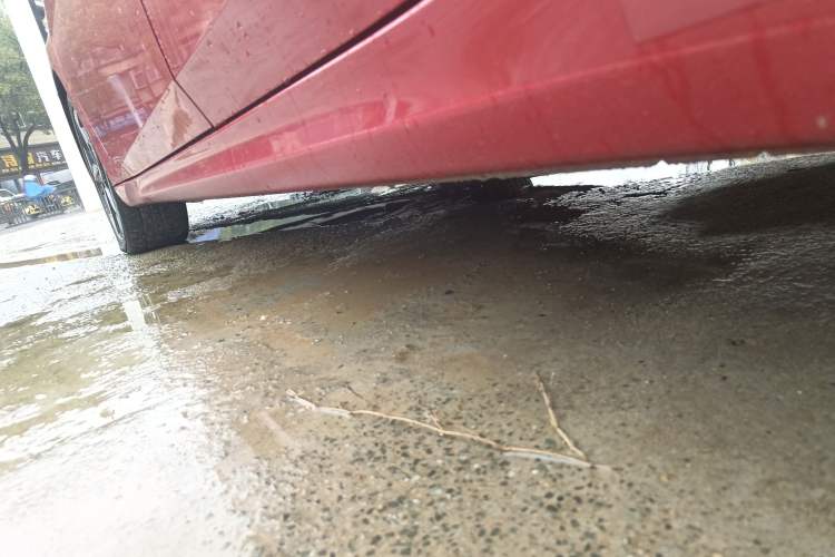 Used Hyundai Elantra 2021 1.5L CVT LUX Prestige Edition Left Side Sill