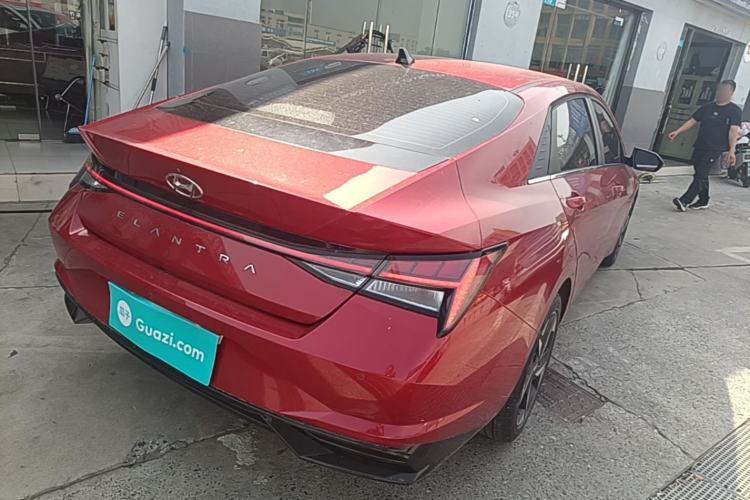 Used Hyundai Elantra 2021 1.5L CVT GLX Elite Edition Rear Right 45 Deg
