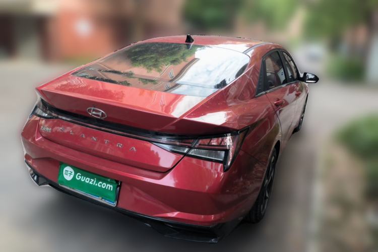Used Hyundai Elantra 2021 1.5L CVT LUX Prestige Edition Rear Right 45 Deg