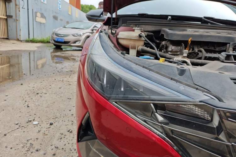 Used Hyundai Elantra 2021 240TGDi DCT LUX Prestige Edition Right Front Headlight