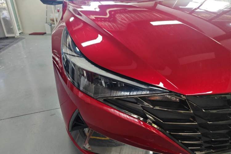 Used Hyundai Elantra 2021 1.5L CVT GLX Elite Edition Right Front Headlight