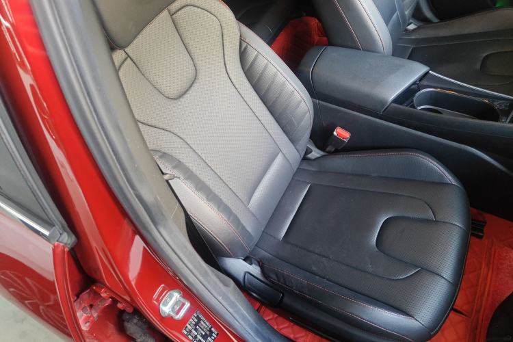 Used Hyundai Elantra 2021 240TGDi DCT TOP Flagship Edition Right Front Seat