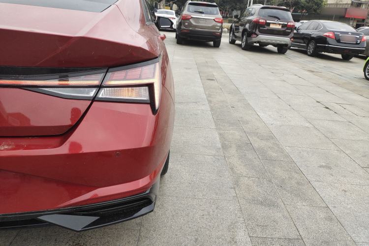 Used Hyundai Elantra 2021 1.5L CVT GLX Elite Edition Right Rear Taillight
