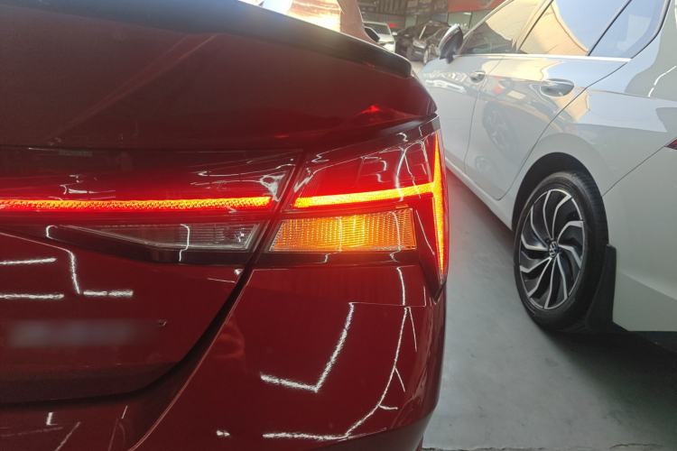 Used Hyundai Elantra 2021 240TGDi DCT TOP Flagship Edition Right Rear Taillight