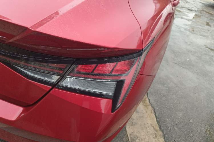 Used Hyundai Elantra 2021 1.5L CVT LUX Prestige Edition Right Rear Taillight