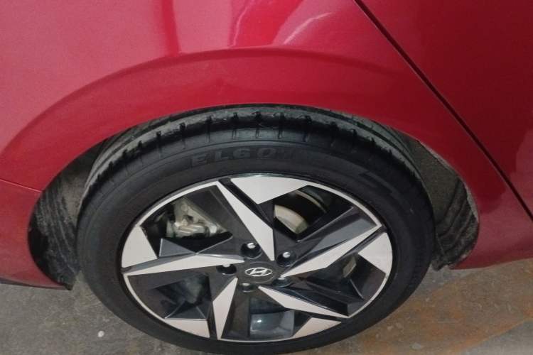 Used Hyundai Elantra 2021 1.5L CVT GLX Elite Edition Right Rear Wheel Hub