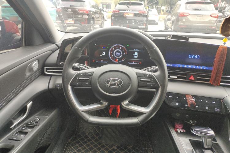 Used Hyundai Elantra 2021 1.5L CVT GLX Elite Edition Steering Wheel