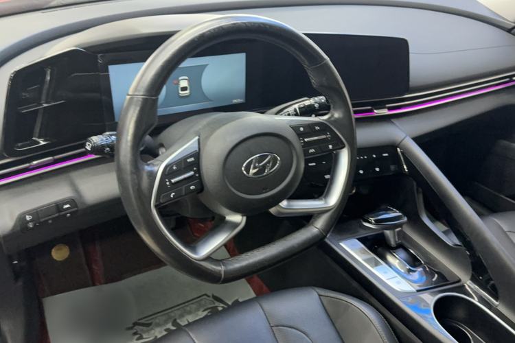 Used Hyundai Elantra 2021 1.5L CVT TOP Flagship Edition Steering Wheel