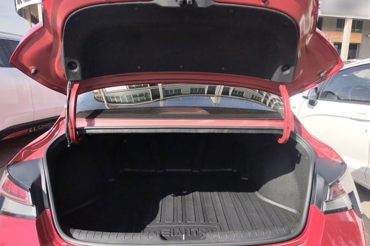 Used Hyundai Elantra 2021 1.5L CVT LUX Prestige Edition Trunk