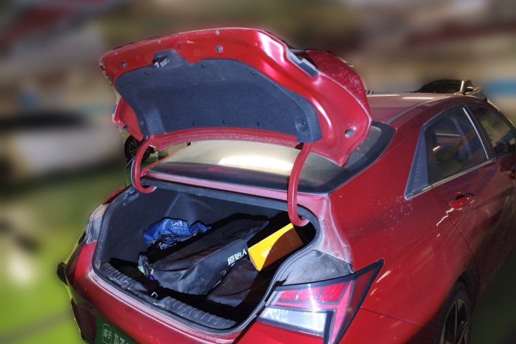 Used Hyundai Elantra 2021 1.5L CVT LUX Prestige Edition Trunk