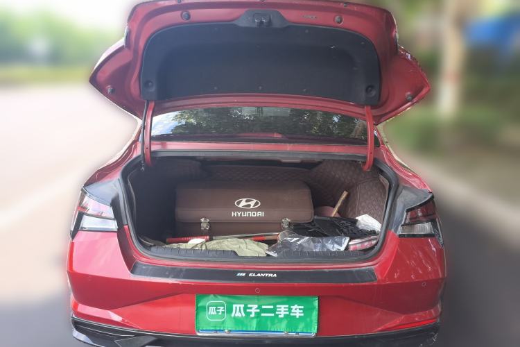 Used Hyundai Elantra 2021 1.5L CVT LUX Prestige Edition Trunk