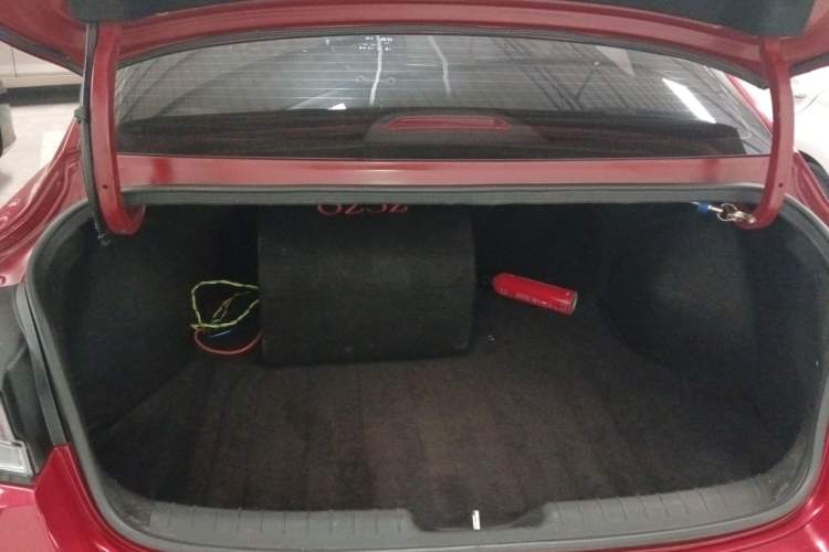 Used Hyundai Elantra 2021 1.5L CVT GLX Elite Edition Trunk
