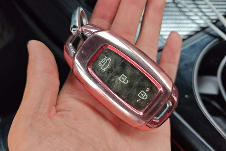 Used Hyundai Elantra 2021 240TGDi DCT LUX Prestige Edition Vehicle Key