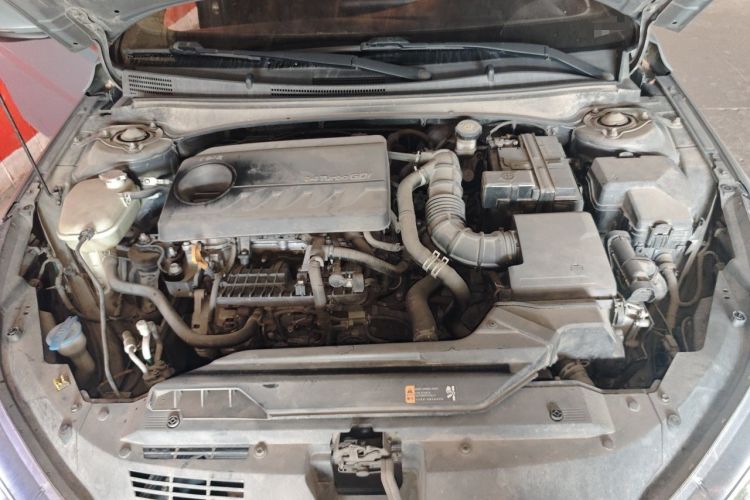 Used Hyundai Elantra 2021 240TGDi DCT LUX Prestige Edition Engine Bay