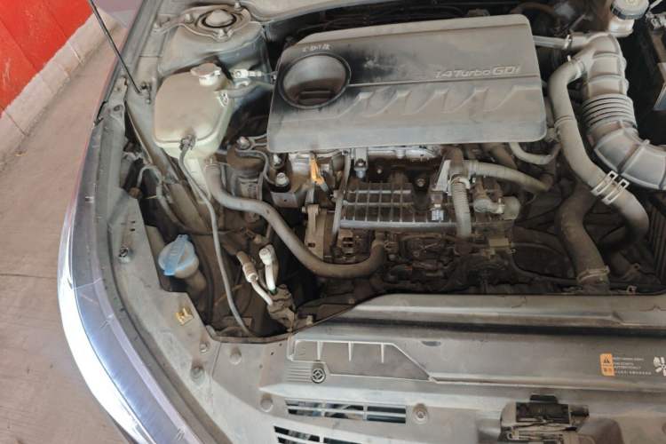 Used Hyundai Elantra 2021 240TGDi DCT LUX Prestige Edition Engine Bay Right