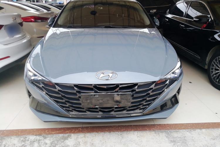 Used Hyundai Elantra 2021 1.5L CVT LUX Prestige Edition Exterior 1