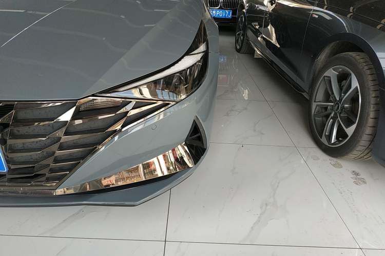 Used Hyundai Elantra 2021 1.5L CVT LUX Prestige Edition Left Front Headlight