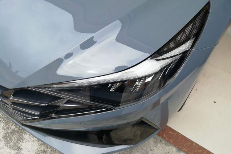 Used Hyundai Elantra 2021 1.5L CVT LUX Prestige Edition Left Front Headlight