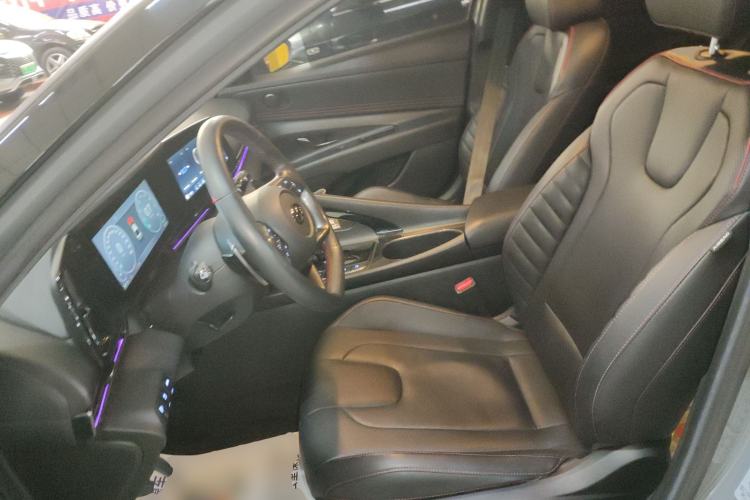 Used Hyundai Elantra 2021 240TGDi DCT TOP Flagship Edition Left Front Seat