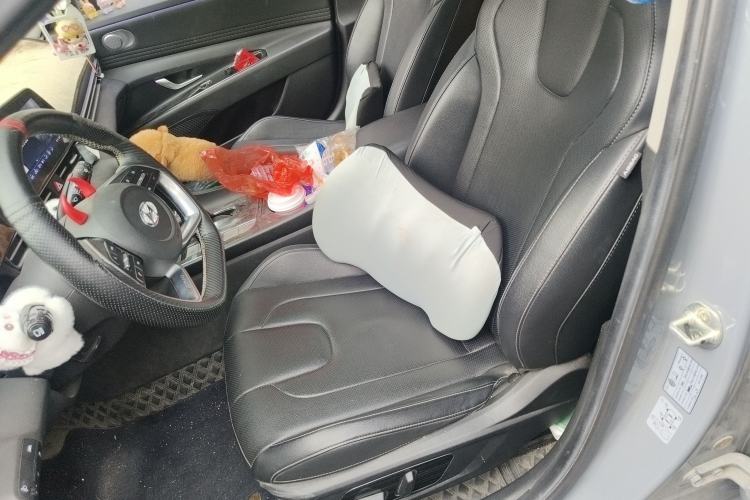 Used Hyundai Elantra 2021 1.5L CVT LUX Prestige Edition Left Front Seat