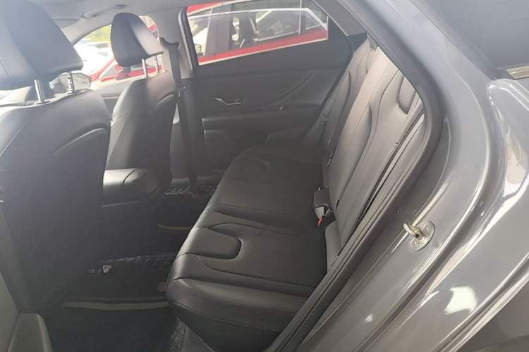 Used Hyundai Elantra 2021 1.5L CVT GLX Elite Edition Left Rear Seat