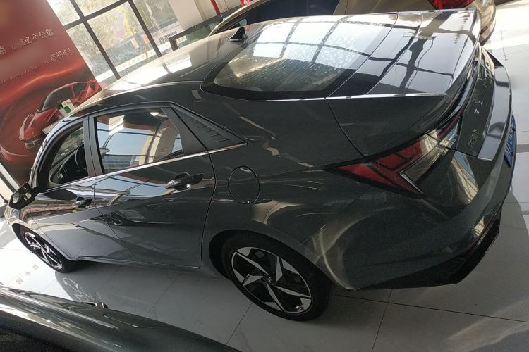 Used Hyundai Elantra 2021 1.5L CVT LUX Prestige Edition Left Side