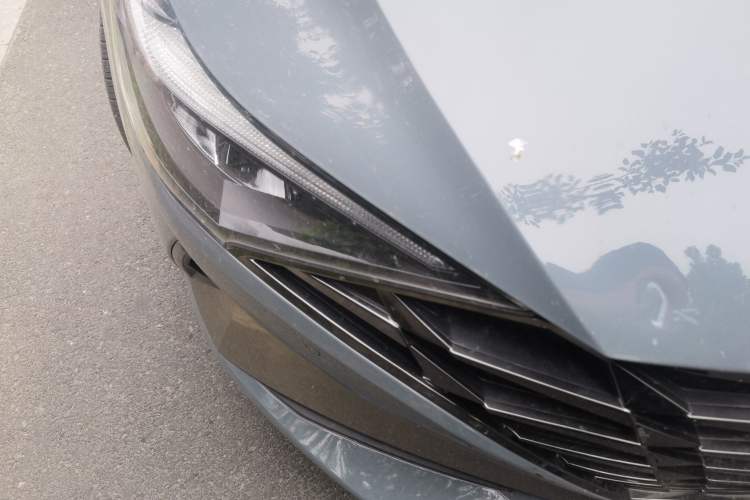 Used Hyundai Elantra 2021 1.5L CVT GLX Elite Edition Right Front Headlight