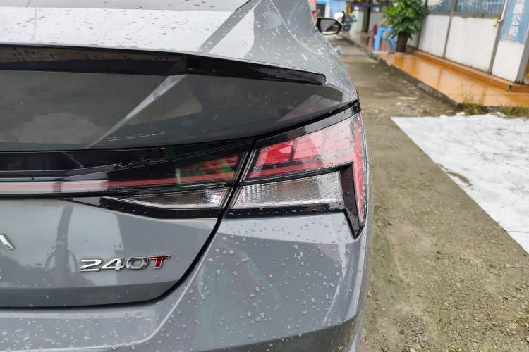 Used Hyundai Elantra 2021 240TGDi DCT LUX Prestige Edition Right Rear Taillight