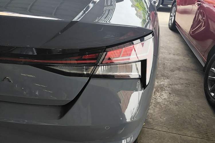 Used Hyundai Elantra 2021 1.5L CVT GLX Elite Edition Right Rear Taillight