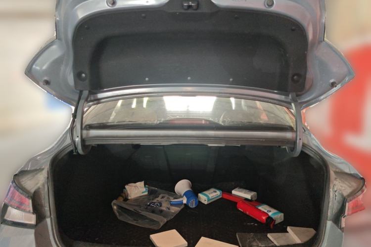 Used Hyundai Elantra 2021 240TGDi DCT LUX Prestige Edition Trunk