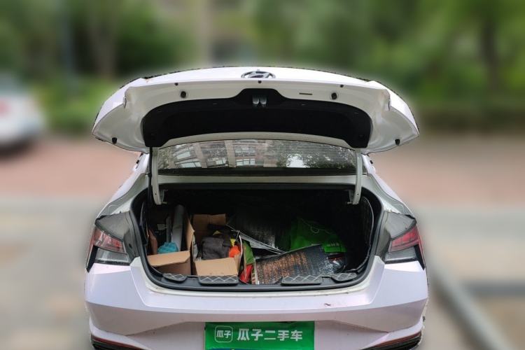 Used Hyundai Elantra 2021 1.5L CVT LUX Prestige Edition Trunk