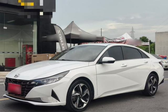 Hyundai Elantra 2021 1.5L CVT GLX Elite Edition usado