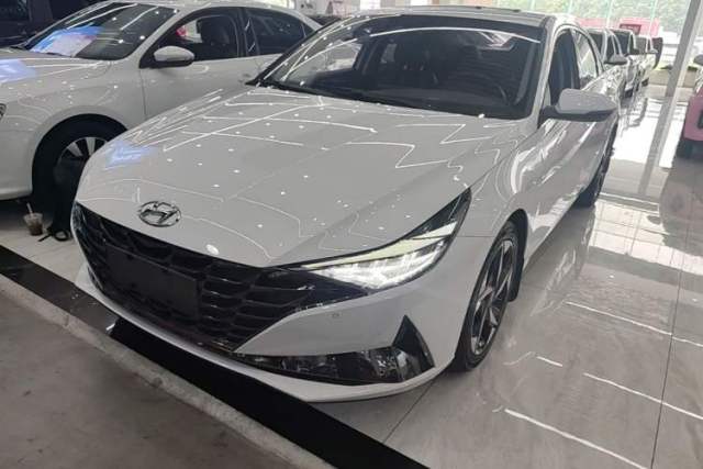 Used Hyundai Elantra 2021 1.5L CVT LUX Prestige Edition