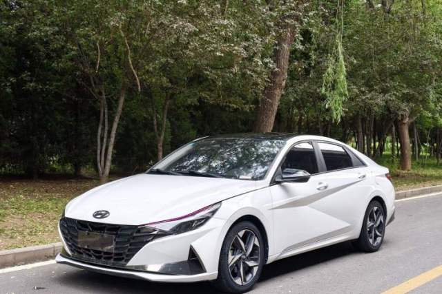 Used Hyundai Elantra 2021 1.5L CVT LUX Prestige Edition